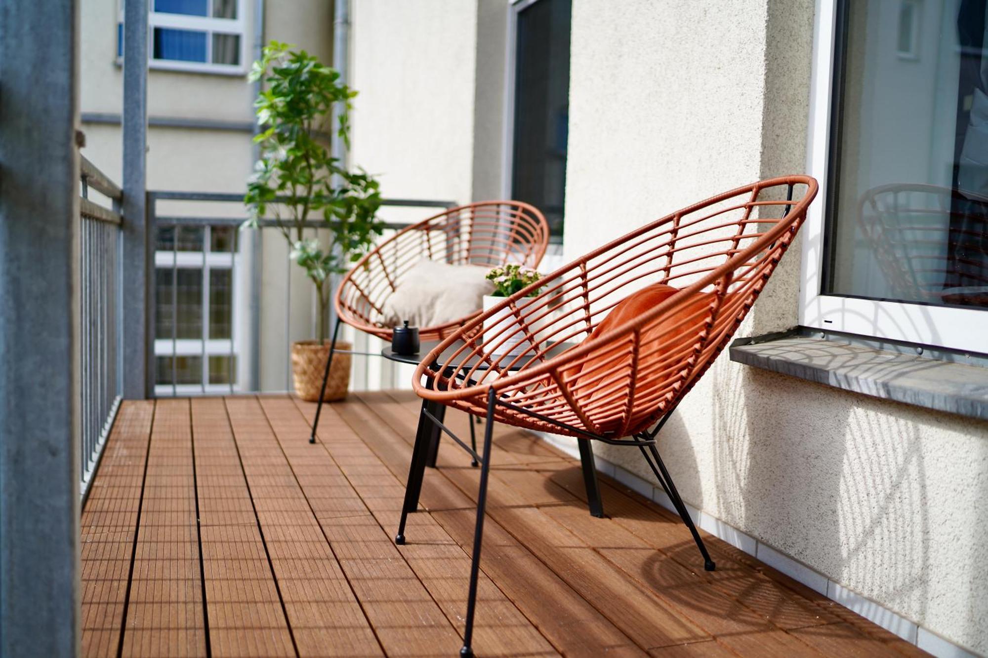 צוויקאו Edler Wohnraum Luxurioeses Studio Im Zentrum Mit Balkon, Kaffeevollautomat, Klima & Parkplatz מראה חיצוני תמונה